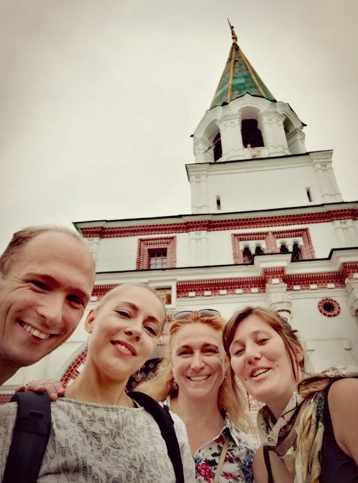 Photo de groupe avec nos Svetlana et Irina